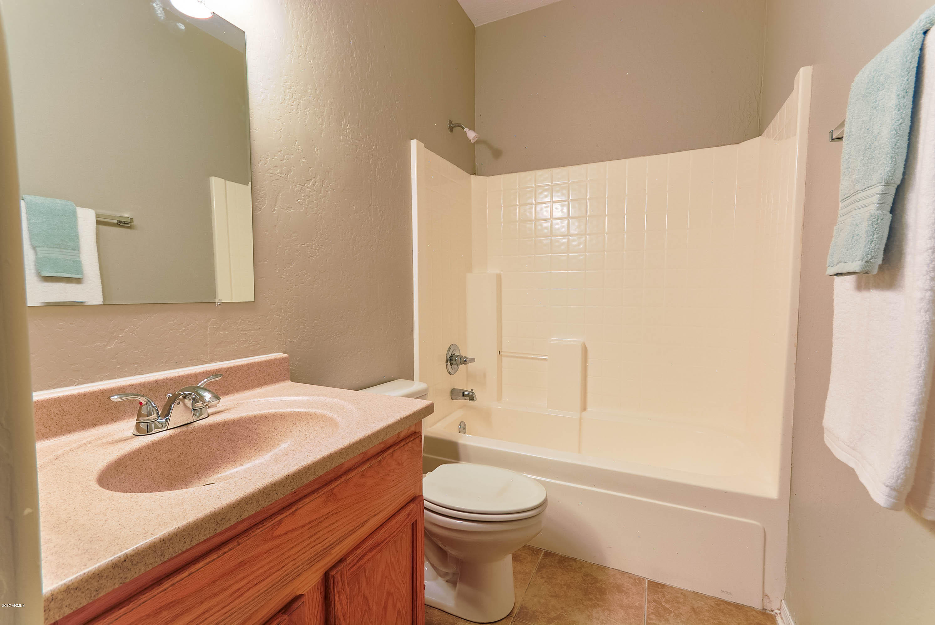 1317 East Pedro Road Phoenix, AZ 85042 - Photo 20 of 51 DSC_0123-HDR