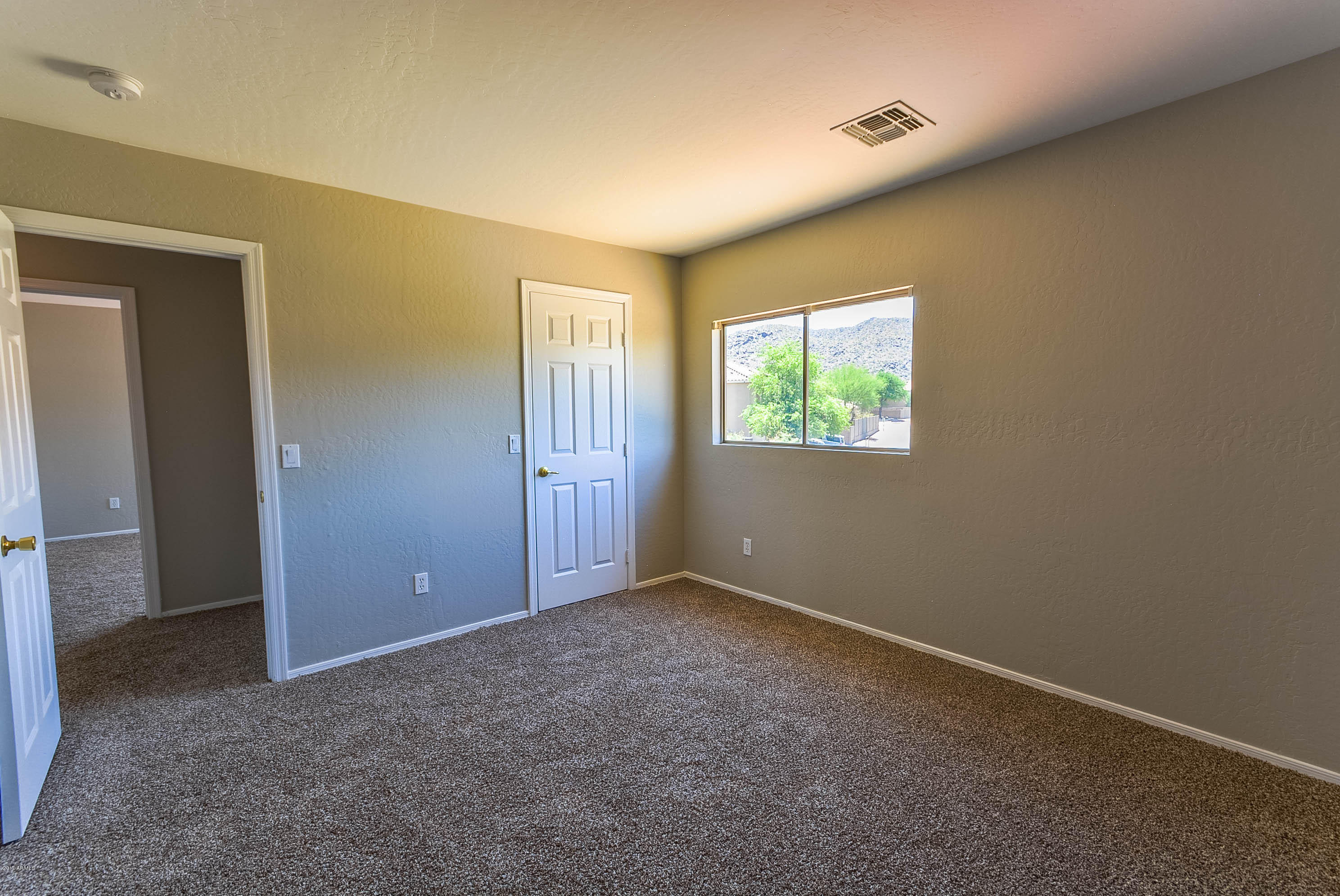 1317 East Pedro Road Phoenix, AZ 85042 - Photo 32 of 51 DSC_0182-HDR