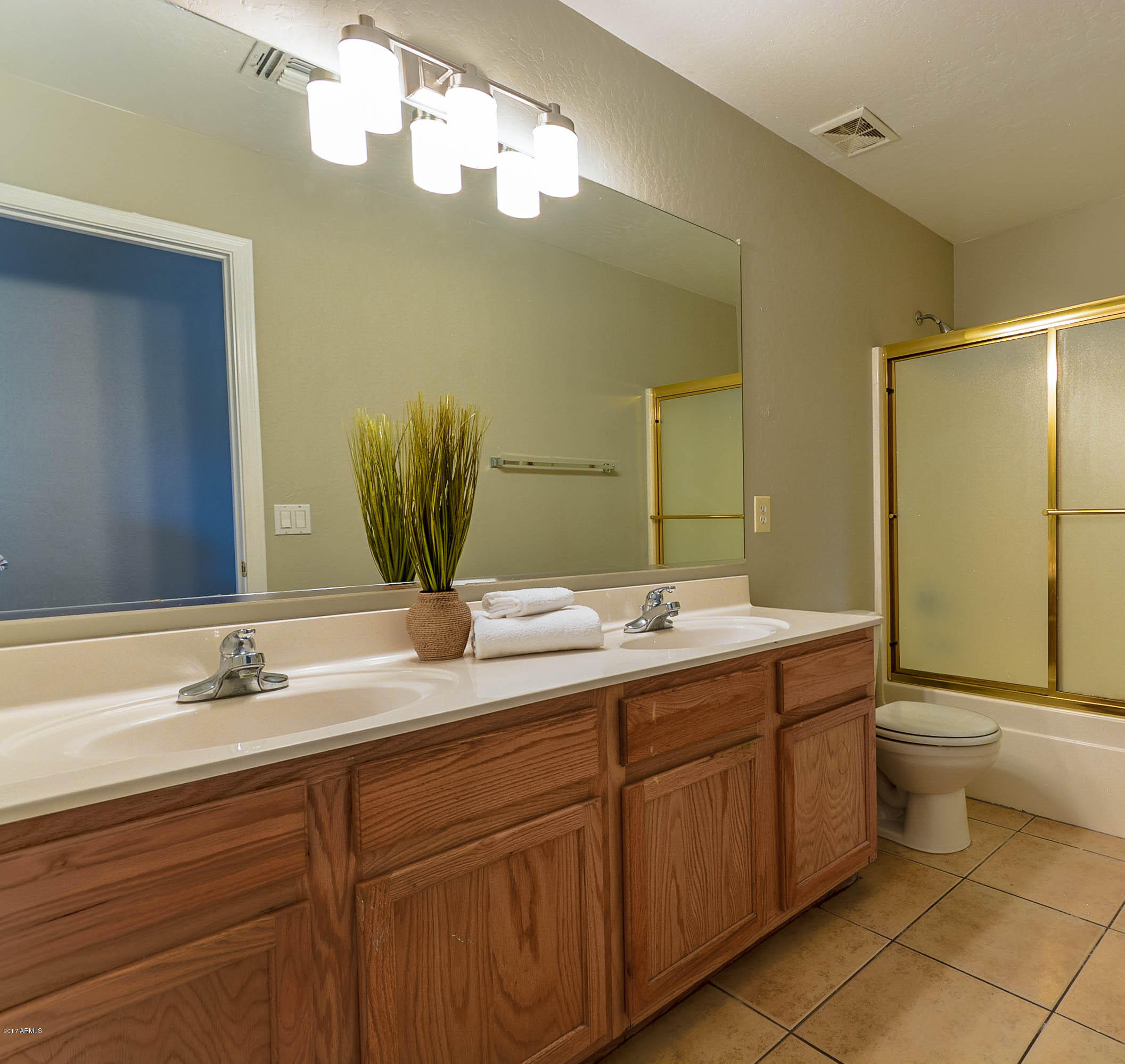 1317 East Pedro Road Phoenix, AZ 85042 - Photo 33 of 51 DSC_0216-HDR