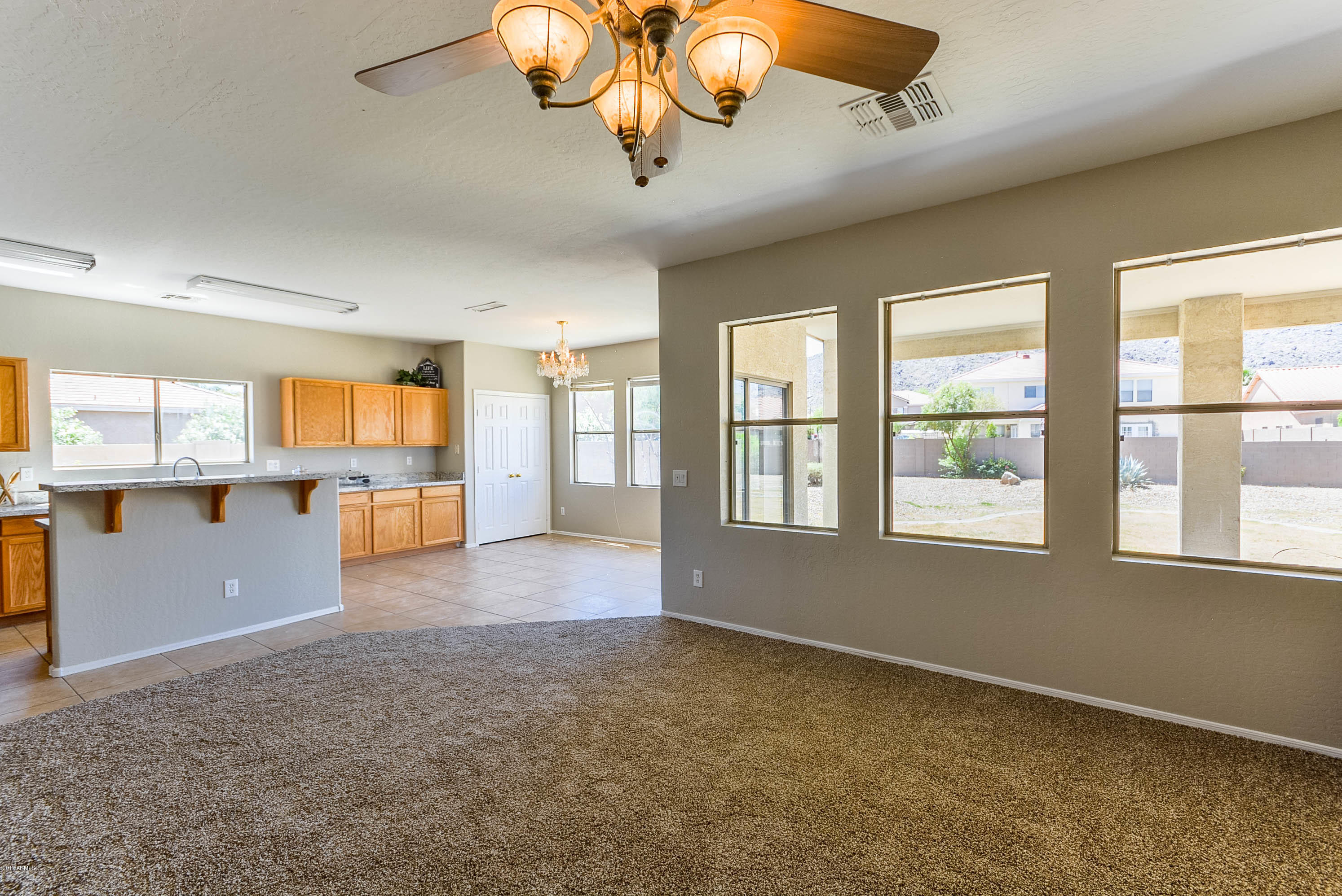 1317 East Pedro Road Phoenix, AZ 85042 - Photo 9 of 51 DSC_0059-HDR