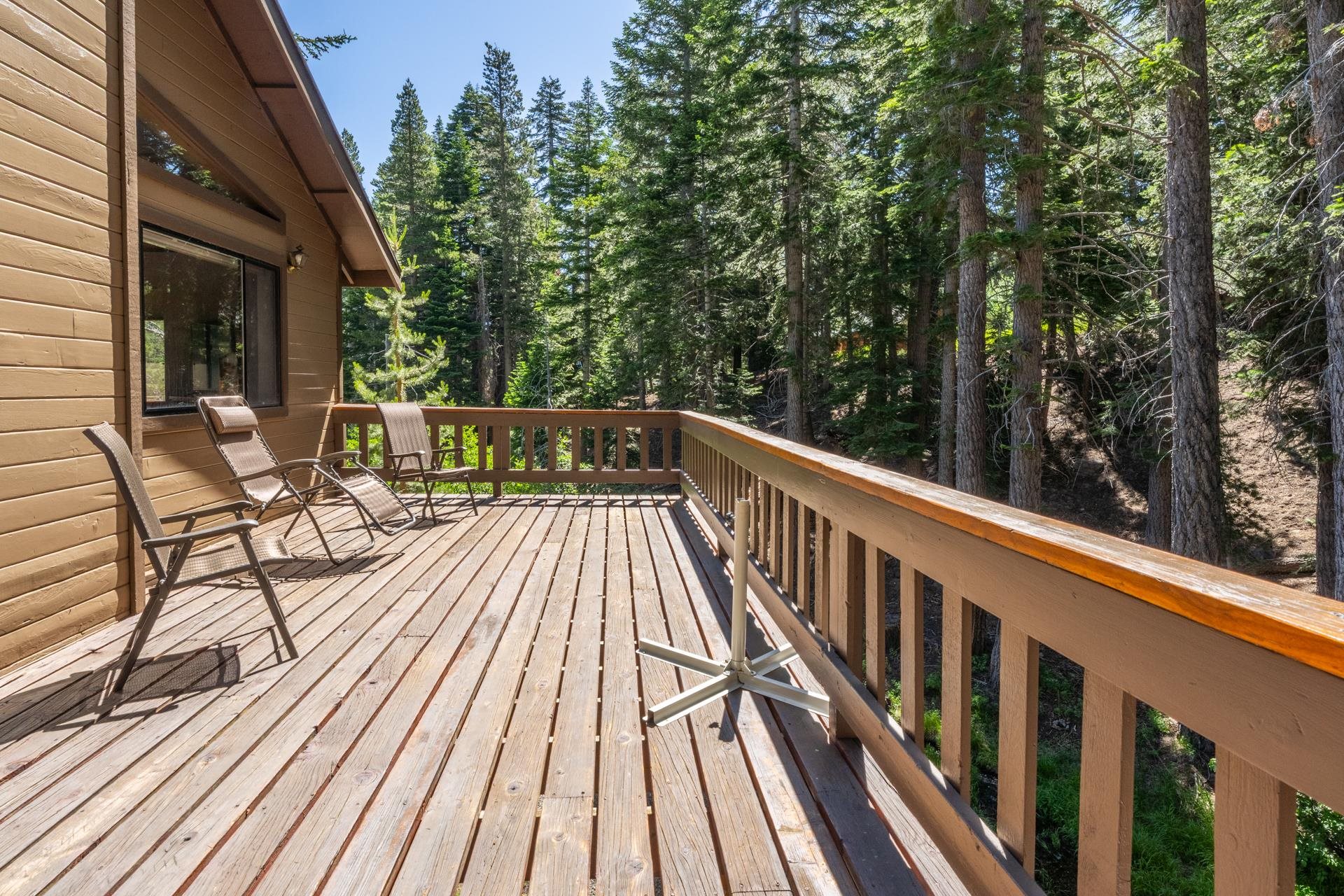 2281 Old Mammoth Road Mammoth Lakes, CA 93546 - Photo 24 of 27 View of wooden terrace