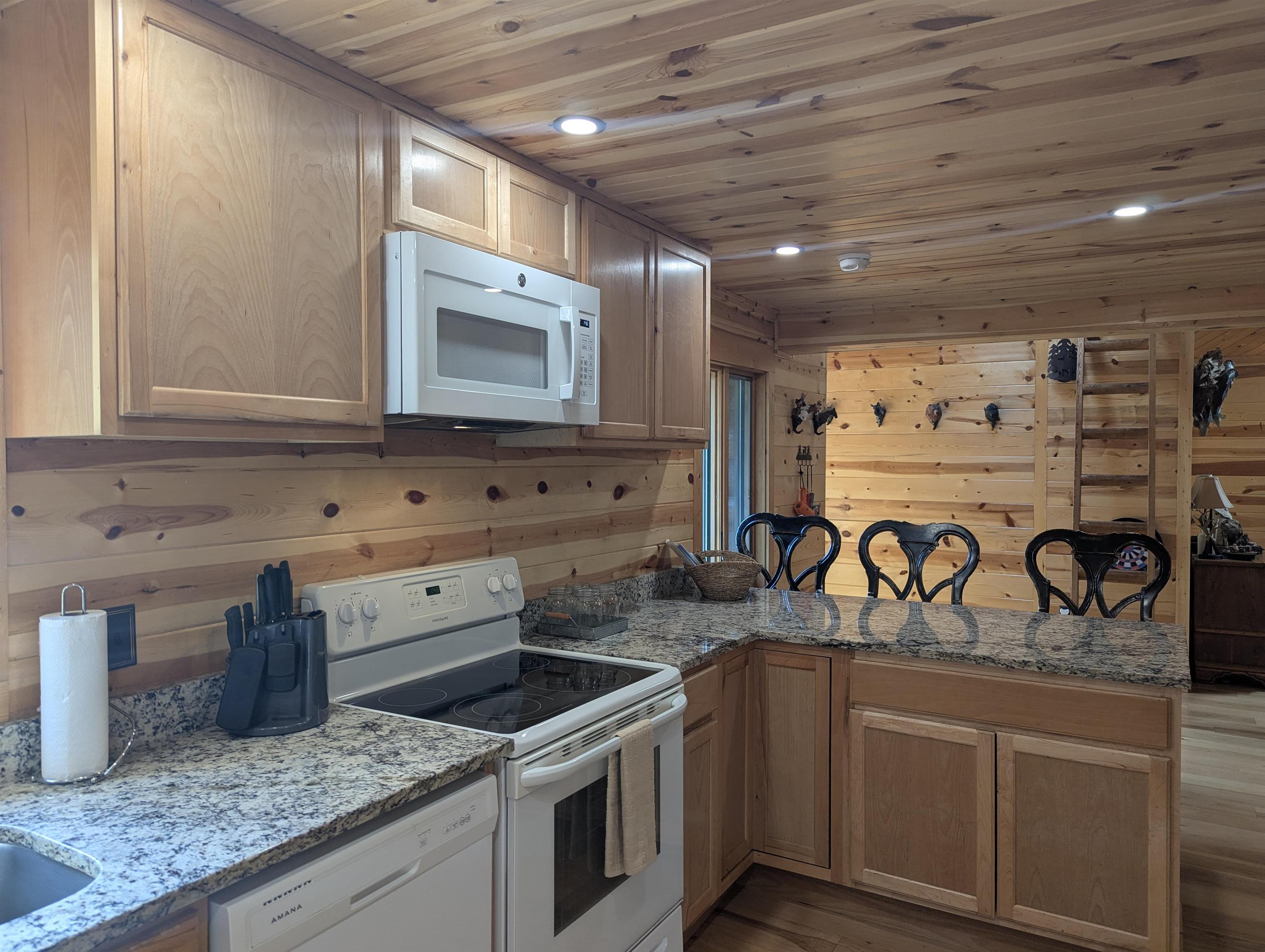 1152 Chicago Drive Friendship, WI 53934 - Photo 4 of 7