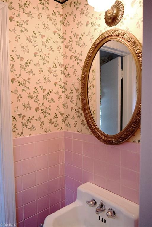 4375 Rustic Road Northwest Winston-Salem, NC 27106 - Photo 8 of 17 Gallery Image 8