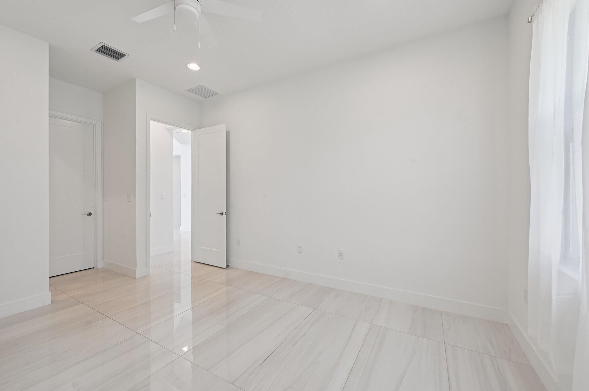 8107 Crystal Downs Avenue Boca Raton, FL 33434 - Photo 9 of 33 First Floor Guest Suite