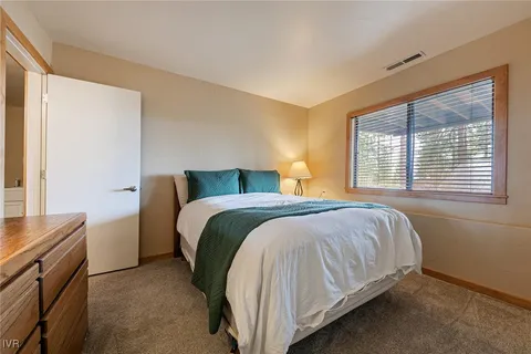 $1,500,000 | 725 Fairview Boulevard, Unit 11, Incline Village, NV 89451