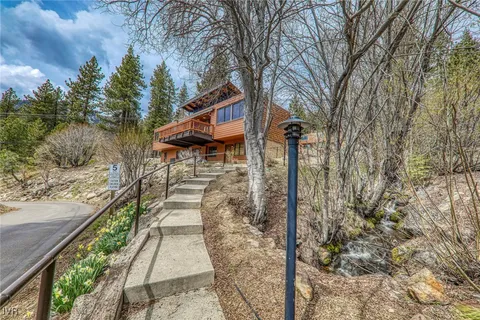 $1,500,000 | 725 Fairview Boulevard, Unit 11, Incline Village, NV 89451