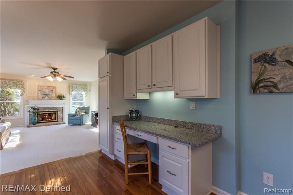 3819 Red Root Road Lake Orion, MI 48360 - Photo 23 of 37