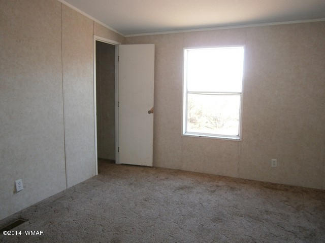 127 Apache County Road Vernon, AZ 85940 - Photo 2 of 20