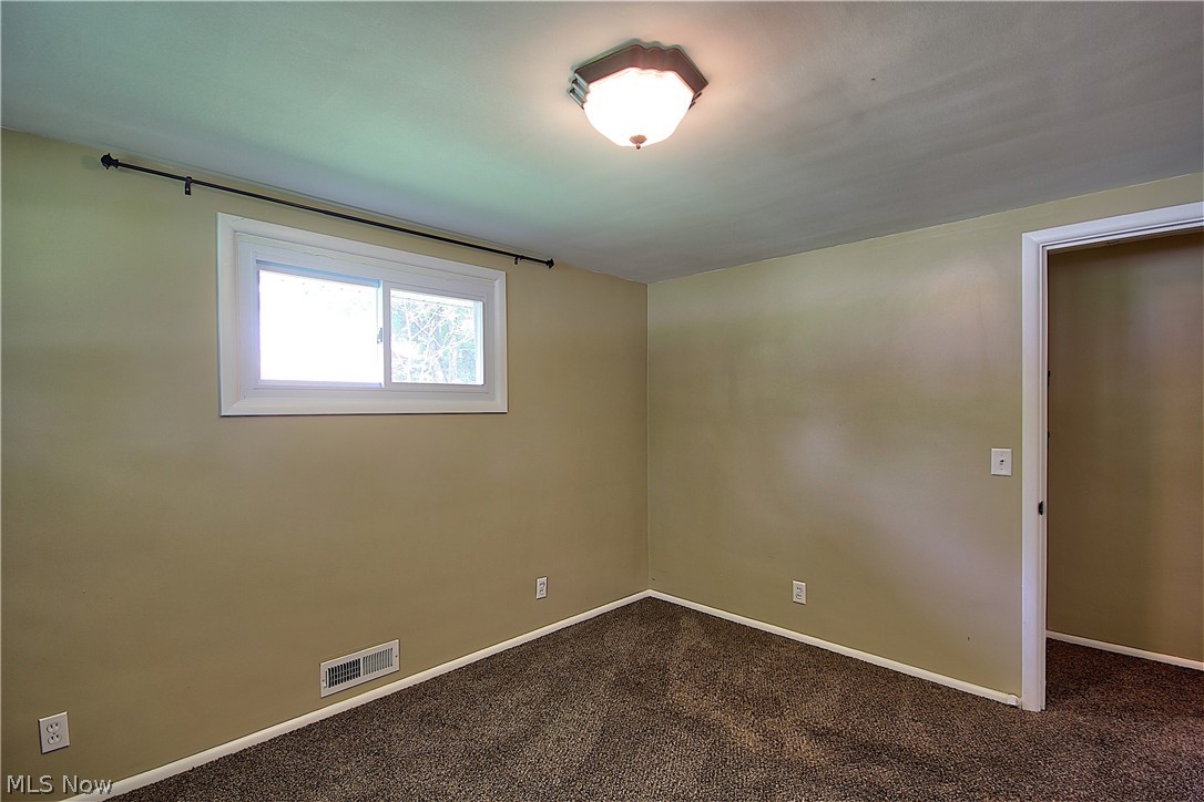 7120 Rolling Ridge Road Northeast Canton, OH 44721 - Photo 14 of 32