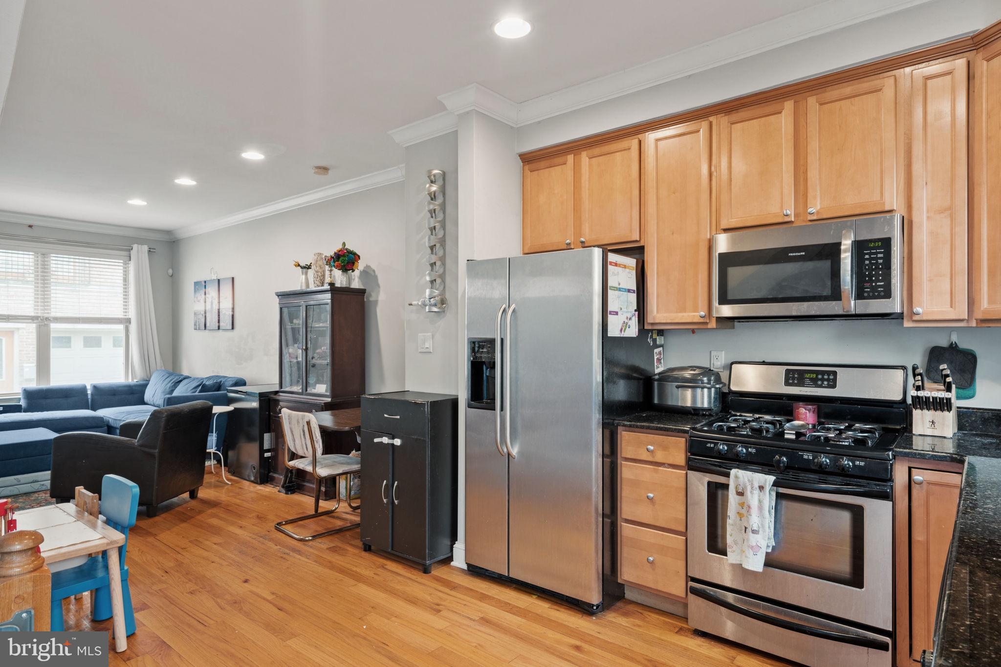 1911 Webster Street Philadelphia, PA 19146 - Photo 5 of 24