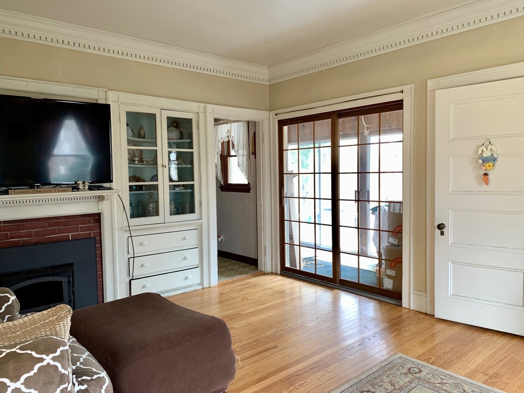 8 Maple Avenue Erving, MA 01344 - Photo 11 of 42