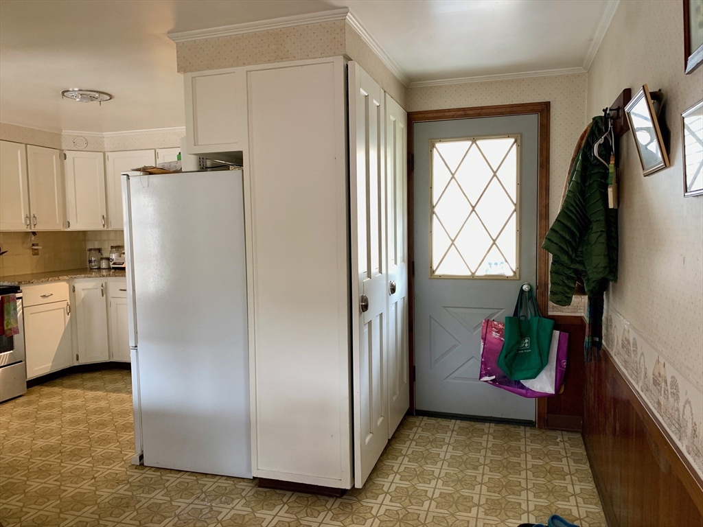 8 Maple Avenue Erving, MA 01344 - Photo 19 of 42