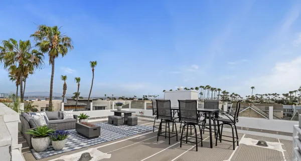 $5,998,000 | 25 Green Turtle Road, Coronado, CA 92118