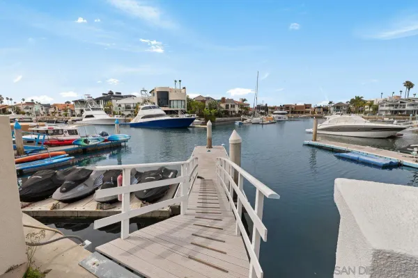 $5,998,000 | 25 Green Turtle Road, Coronado, CA 92118
