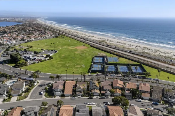 $5,998,000 | 25 Green Turtle Road, Coronado, CA 92118