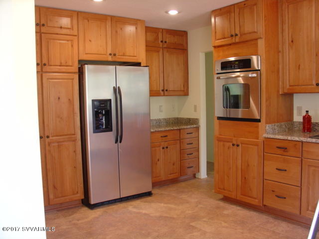 159 Fox Road Sedona, AZ 86336 - Photo 8 of 18 Stainless-Finish Appliances