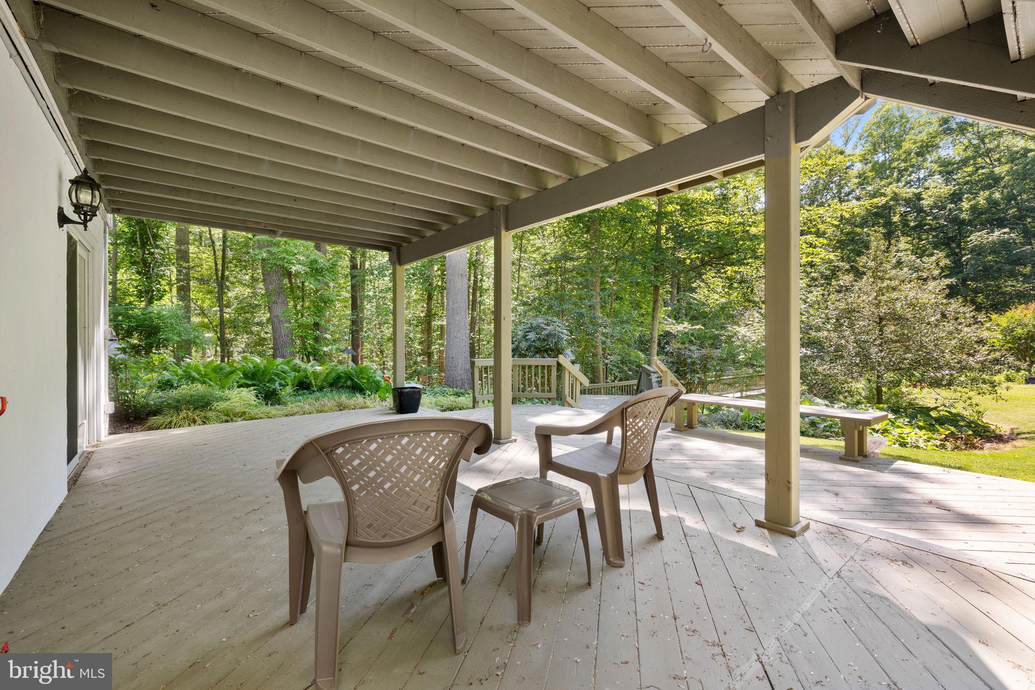 8099 Counselor Road Manassas, VA 20112 - Photo 49 of 82 Lower deck