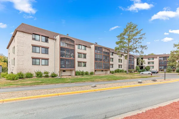 $125,000 | 4710 58th Avenue North, Unit 221, Crystal, MN 55429