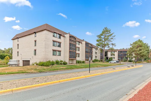 $125,000 | 4710 58th Avenue North, Unit 221, Crystal, MN 55429