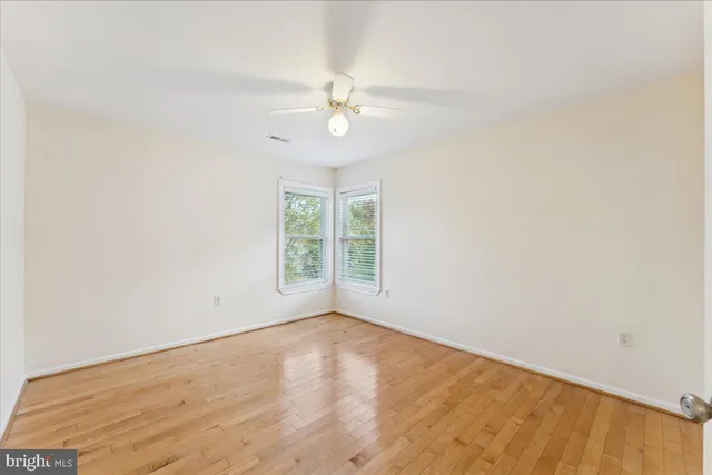 $995,000 | 13222 Stable Brook Way, Herndon, VA 20171