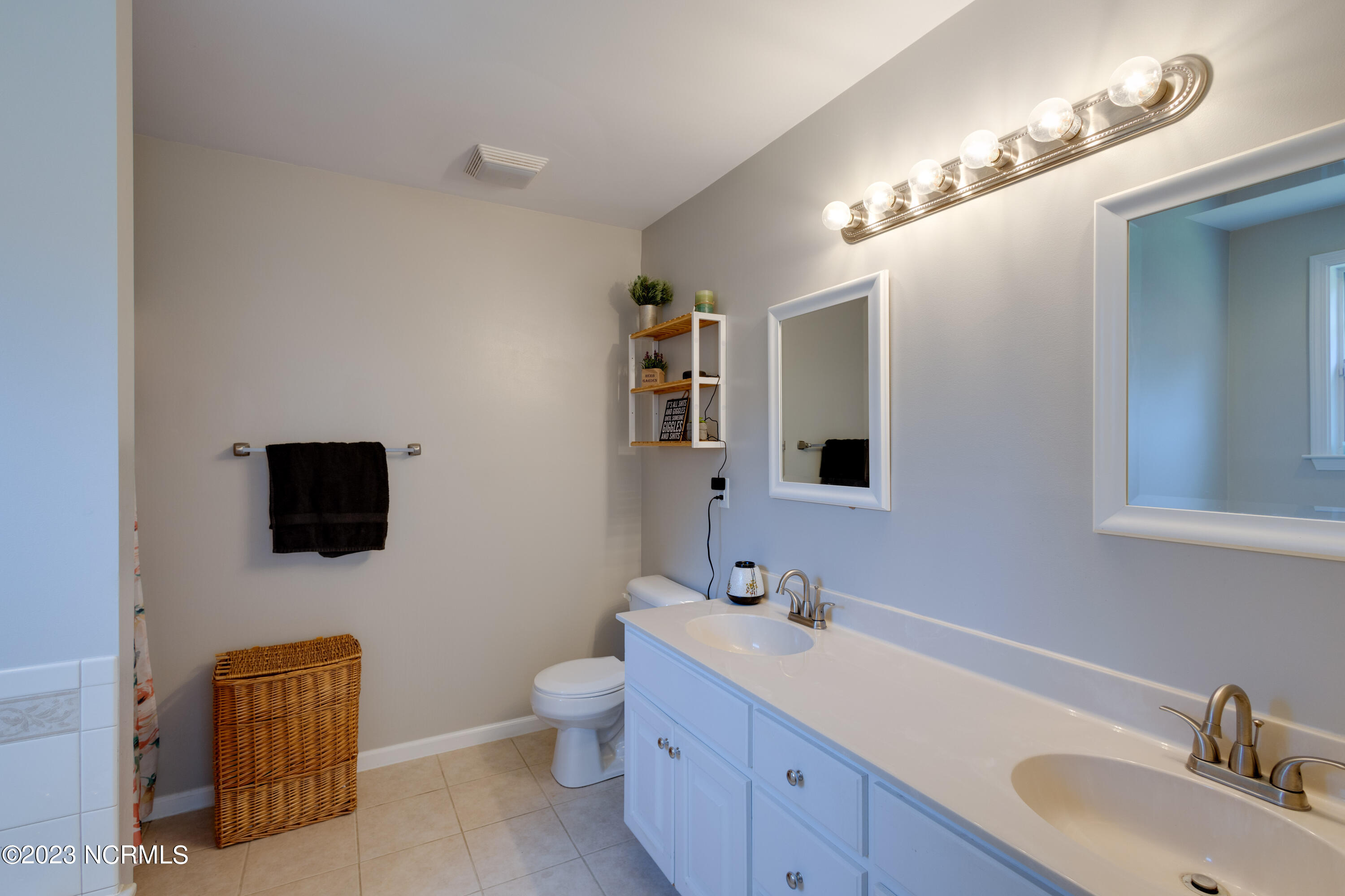 1152 Tebo Road New Bern, NC 28562 - Photo 14 of 45 Primary Bath