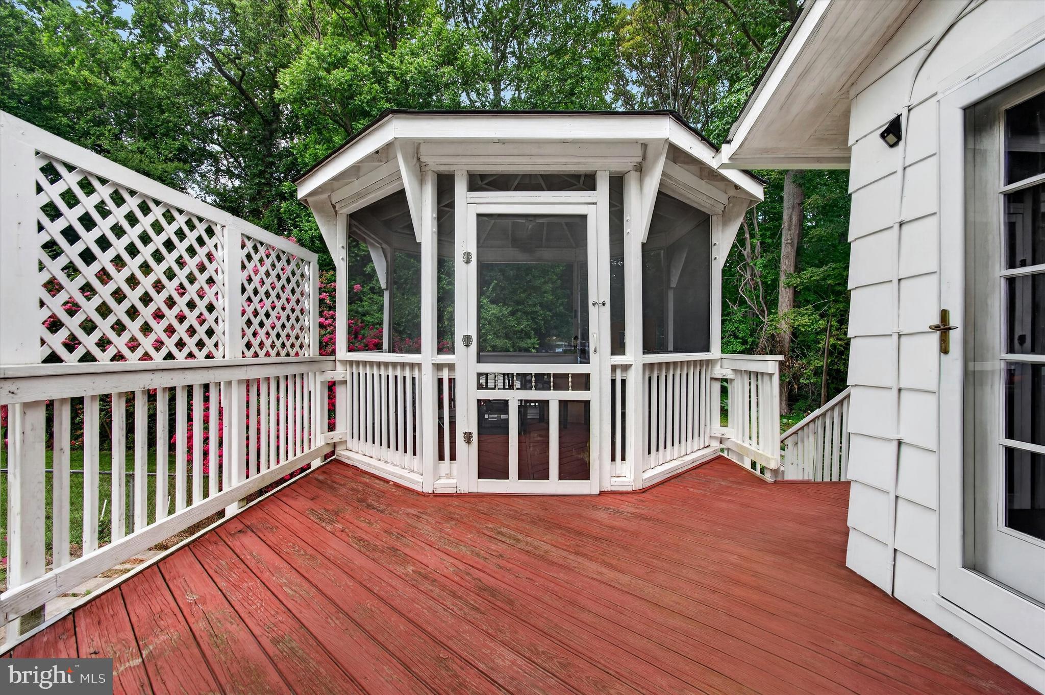 5621 Ravenel Lane Springfield, VA 22151 - Photo 29 of 37 Deck and Gazebo