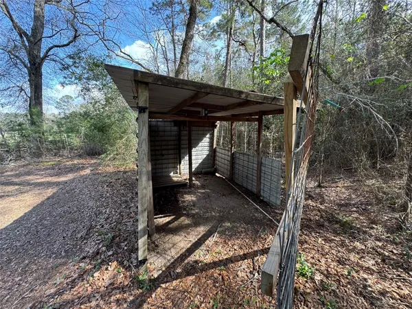 $1,300 | 23278 Morgan Cemetery Road, Splendora, TX 77372
