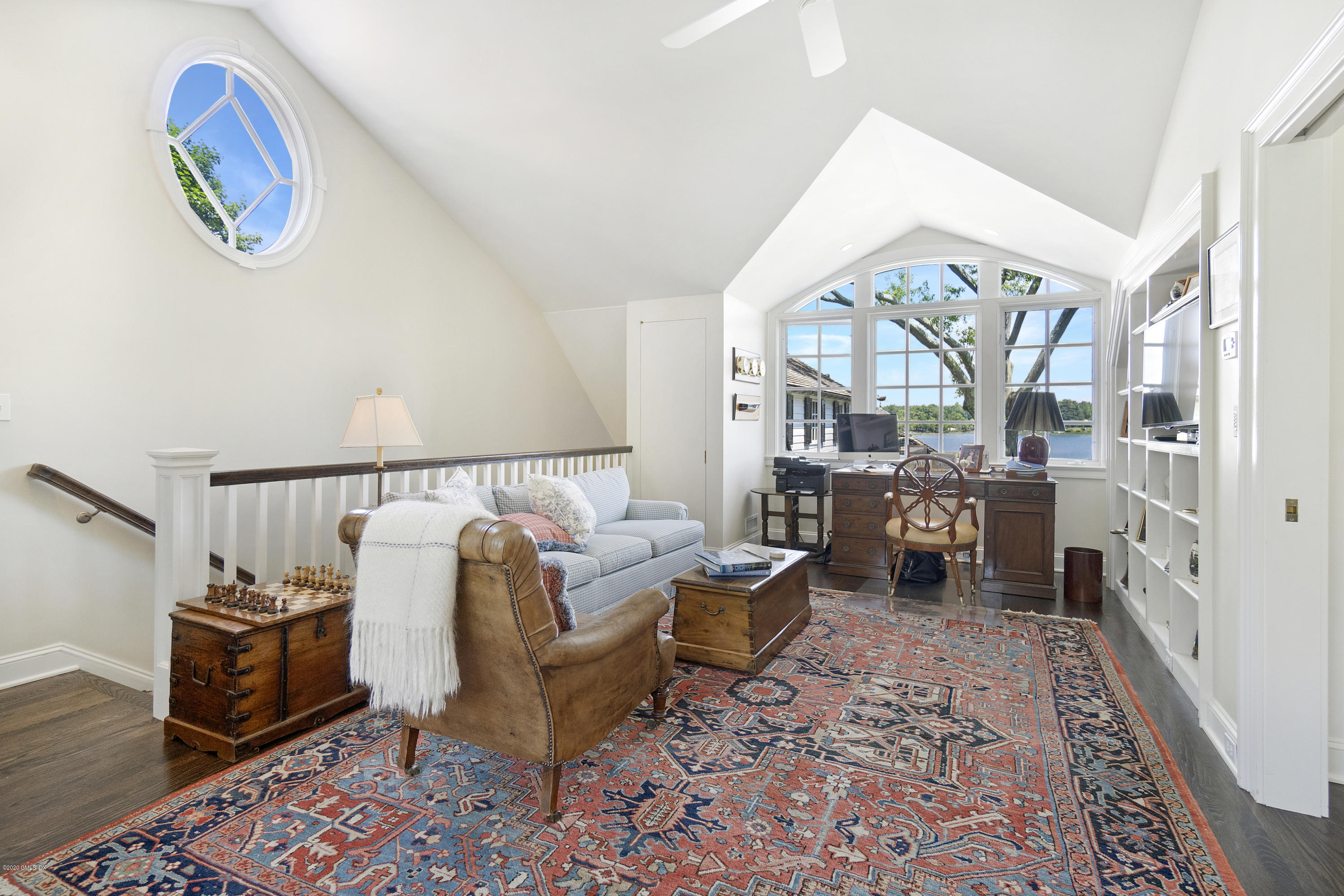 16 Marlow Court Riverside, CT 06878 - Photo 20 of 31 a living room with furniture