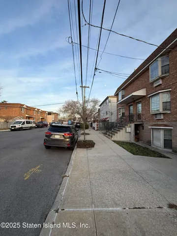 $300,000 | 686 Cozine Avenue | East New York