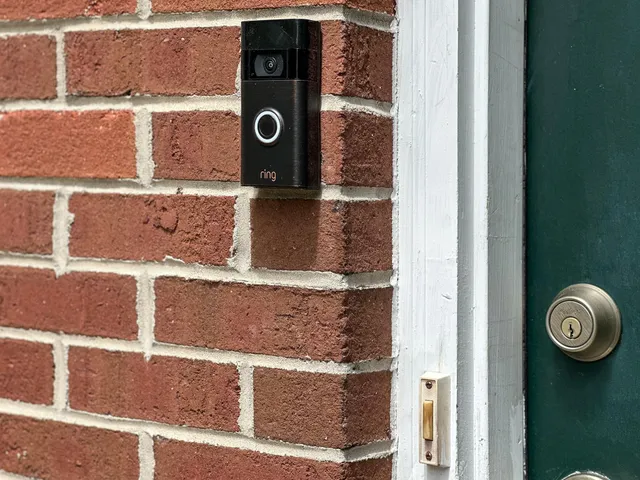 a view of a yard in front of a house