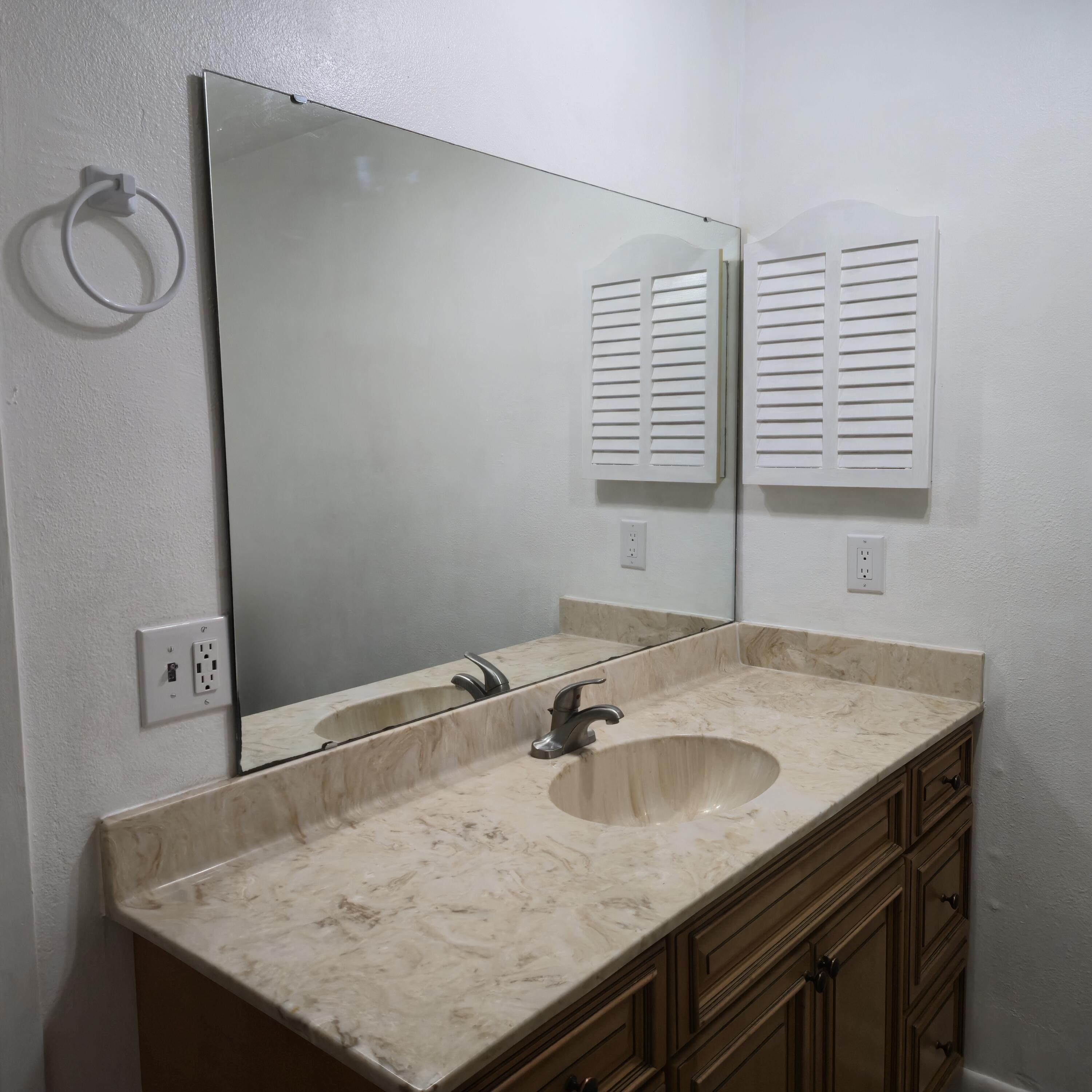 75 7th Street Shalimar, FL 32579 - Photo 15 of 33 20251125_133143