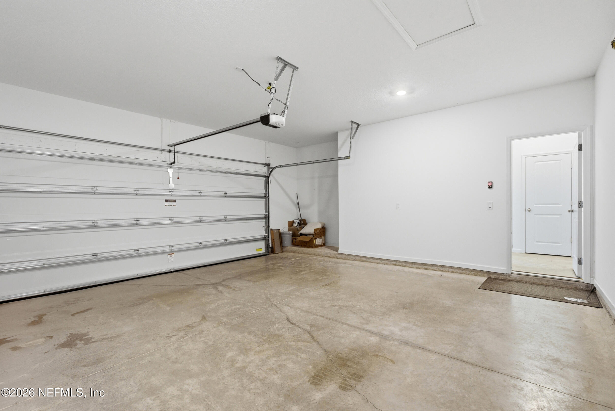 35 White Rabbit Run St. Augustine, FL 32092 - Photo 28 of 48 garage
