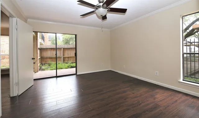 $1,595 | 1601 South Shepherd Drive, Unit 115, Houston, TX 77019
