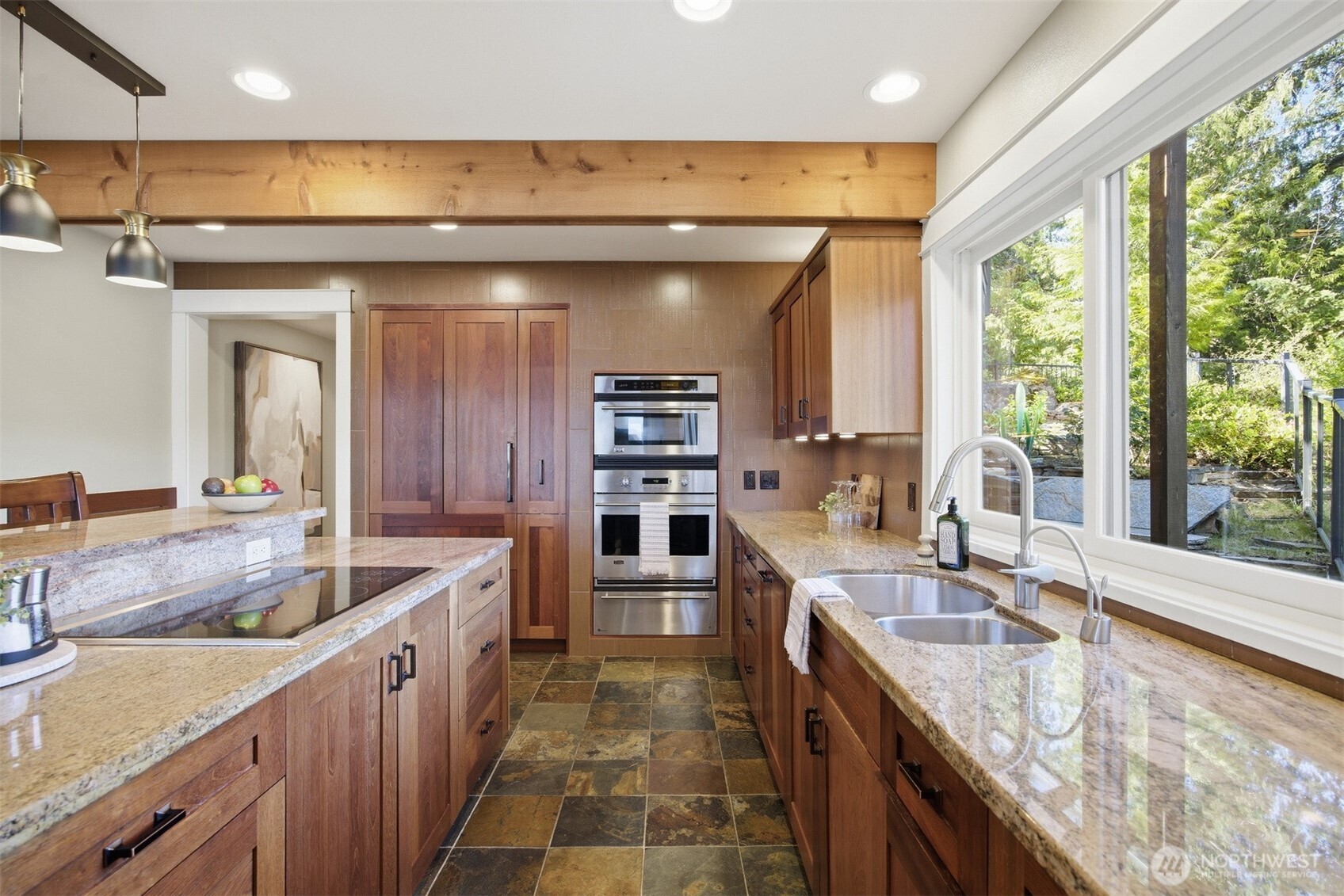 2313 North Shore Road Bellingham, WA 98226 - Photo 18 of 40