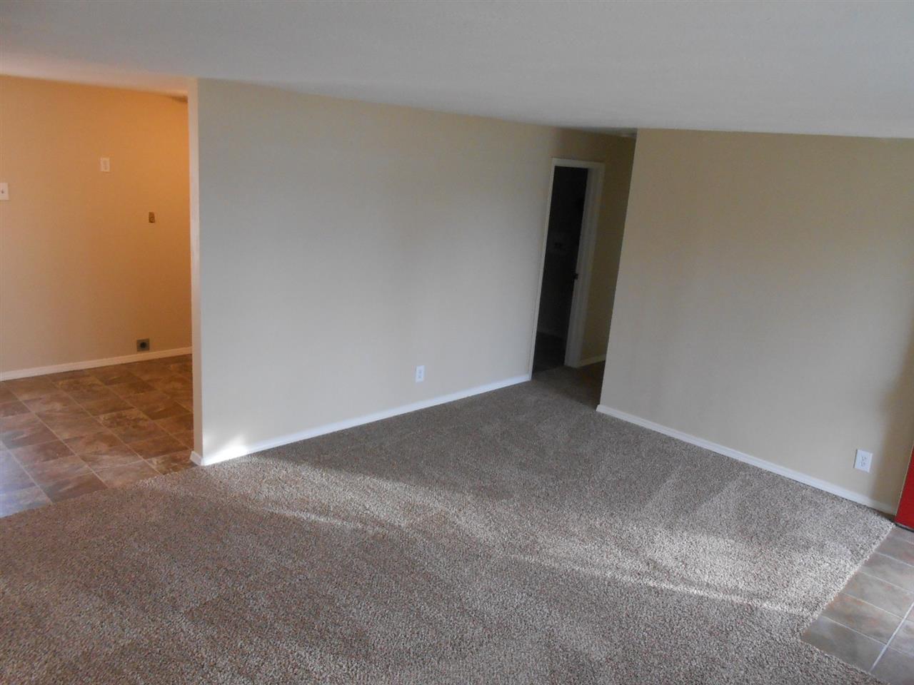 921 South Best Road Spokane Valley, WA 99037 - Photo 4 of 9