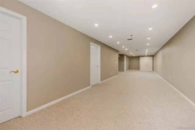 $680,000 | 434 Autumn Drive, East Meadow, NY 11554