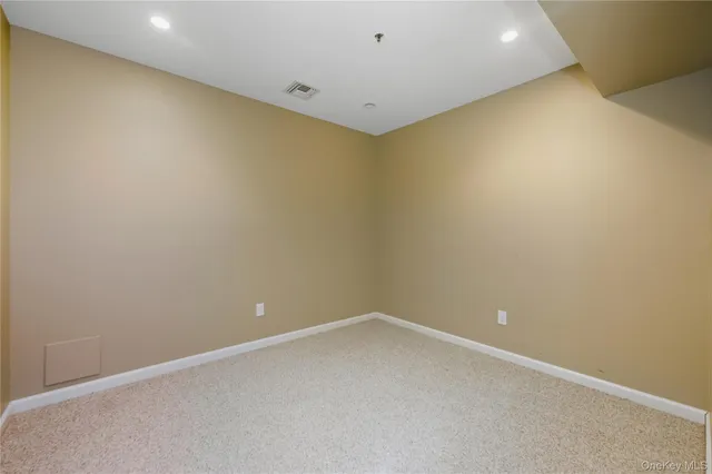 $680,000 | 434 Autumn Drive, East Meadow, NY 11554