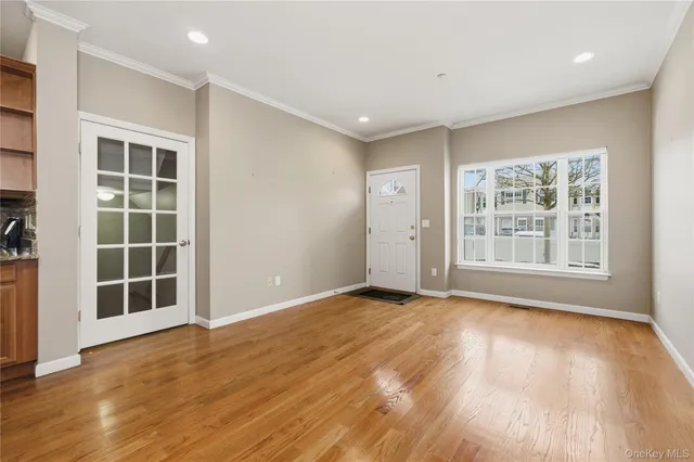 $680,000 | 434 Autumn Drive, East Meadow, NY 11554