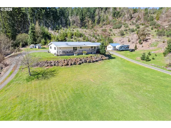 $650,000 | 32477 West Saginaw Road, Cottage Grove, OR 97424