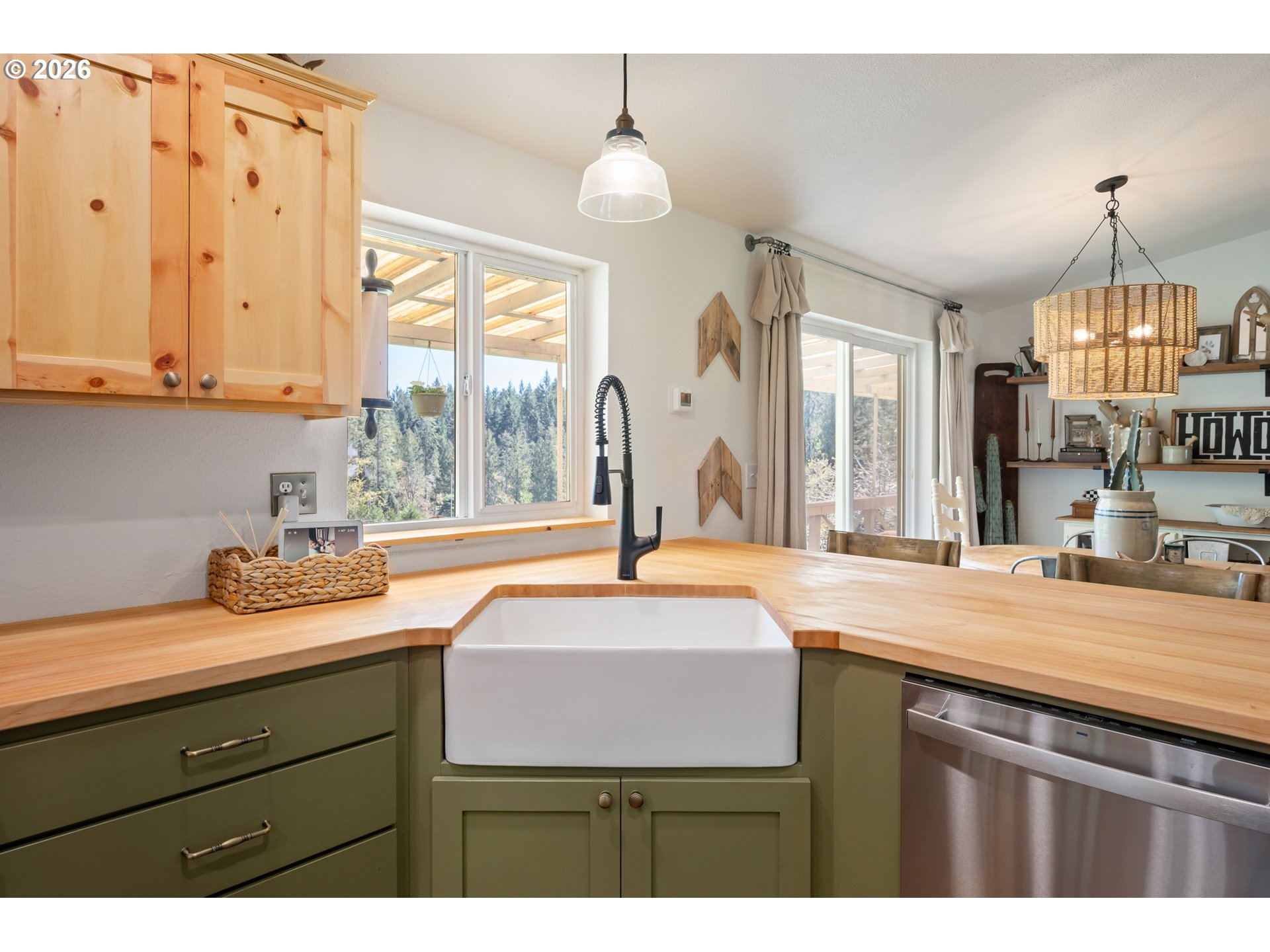 32477 West Saginaw Road Cottage Grove, OR 97424 - Photo 17 of 43