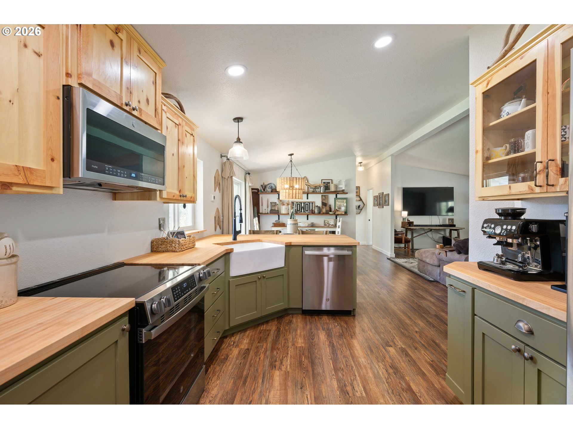 32477 West Saginaw Road Cottage Grove, OR 97424 - Photo 18 of 43