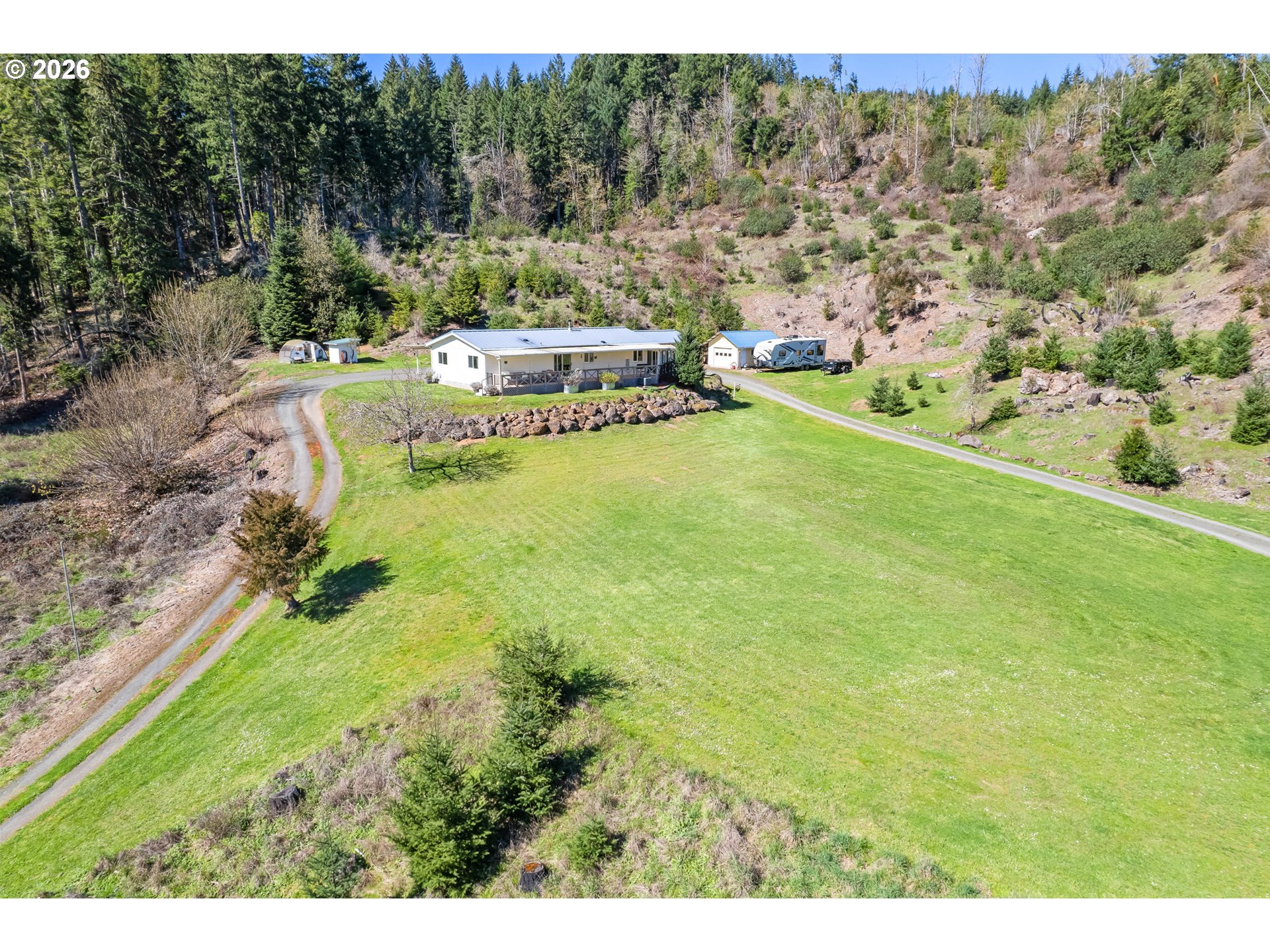 32477 West Saginaw Road Cottage Grove, OR 97424 - Photo 2 of 43