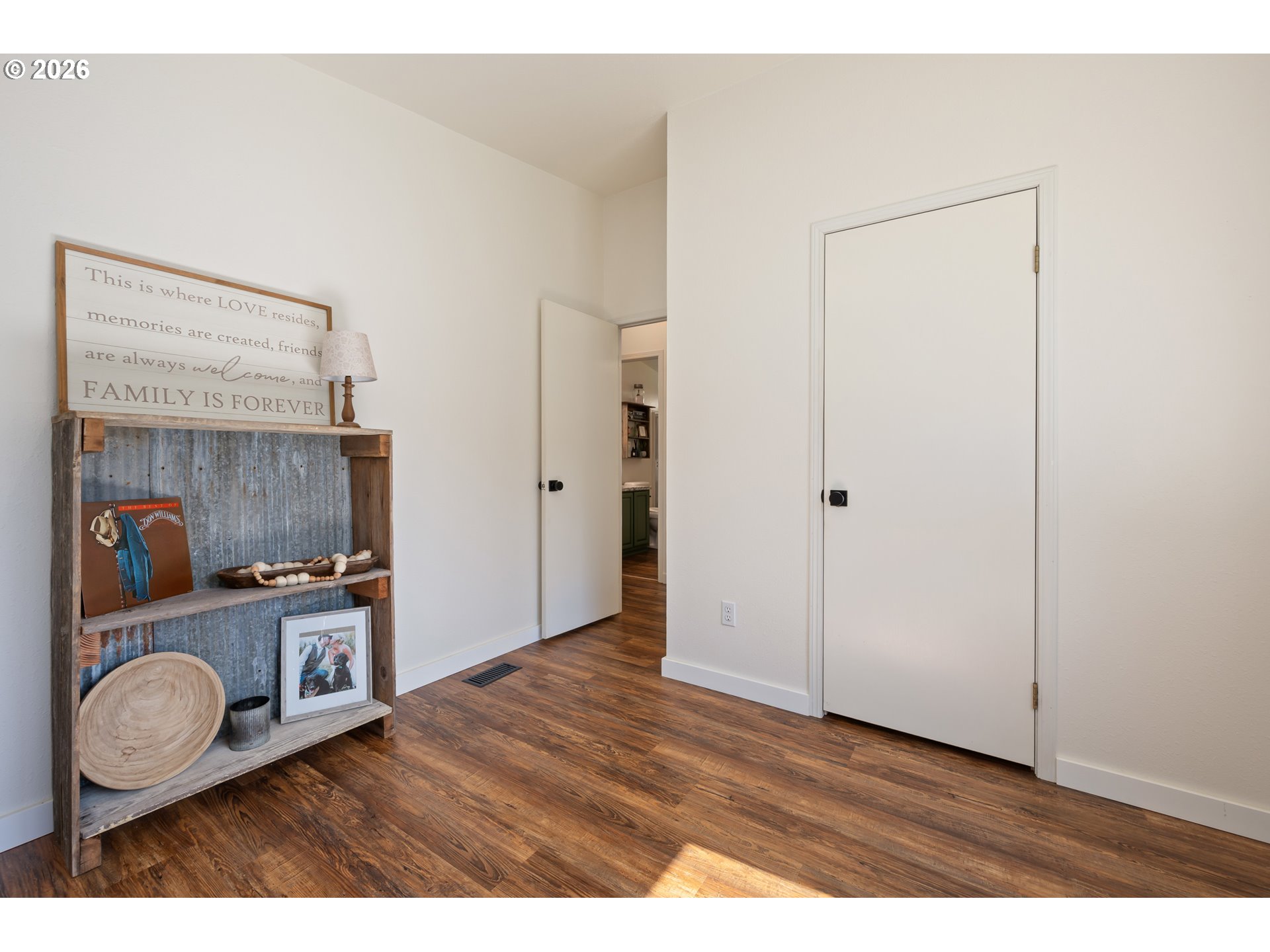 32477 West Saginaw Road Cottage Grove, OR 97424 - Photo 31 of 43