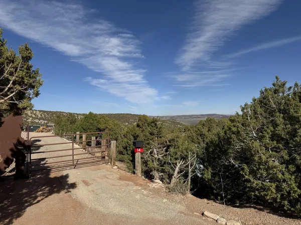 $189,000 | 14 Redcedar Road, Lander, WY 82520