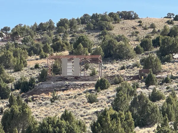 $189,000 | 14 Redcedar Road, Lander, WY 82520