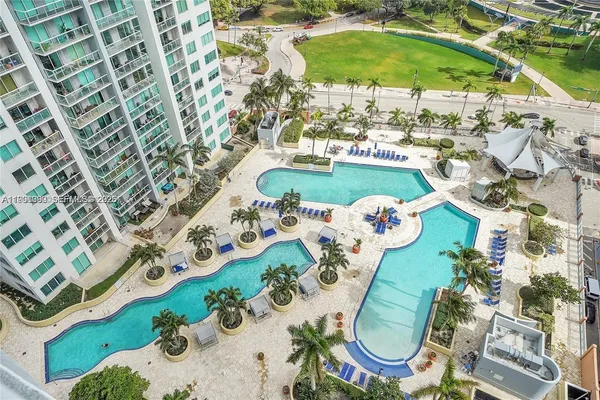 $2,900 | 253 Northeast 2nd Street, Unit 2307, Miami, FL 33132