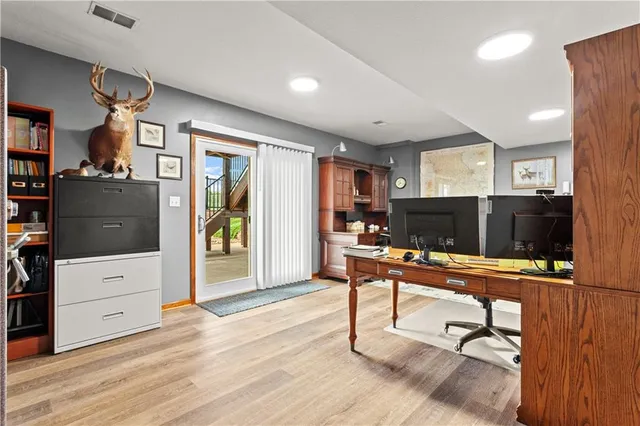 $455,000 | 7898 Greenton Trail, Odessa, MO 64076