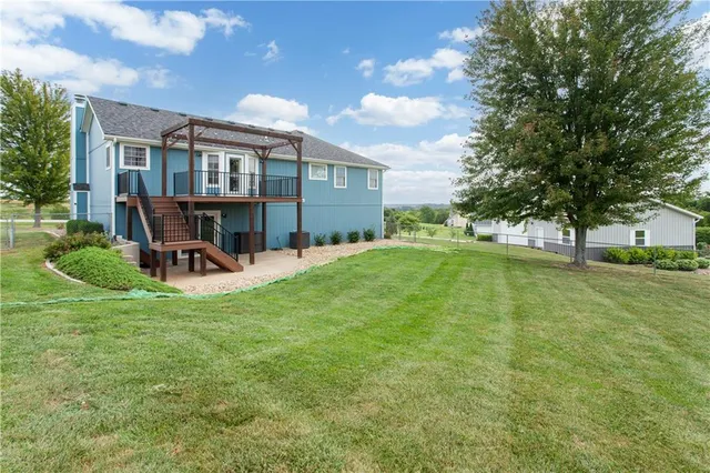 $455,000 | 7898 Greenton Trail, Odessa, MO 64076