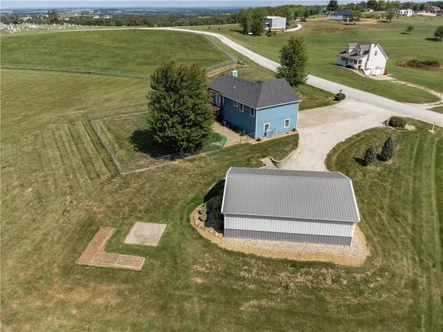 $455,000 | 7898 Greenton Trail, Odessa, MO 64076