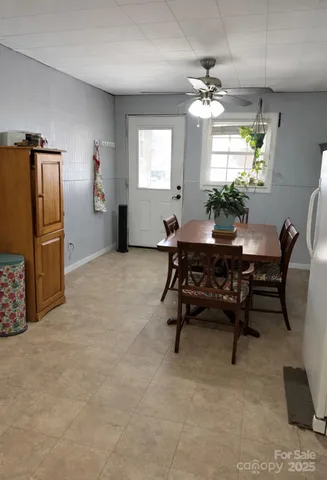 $150,000 | 220 East Catawba Avenue, Mount Holly, NC 28120